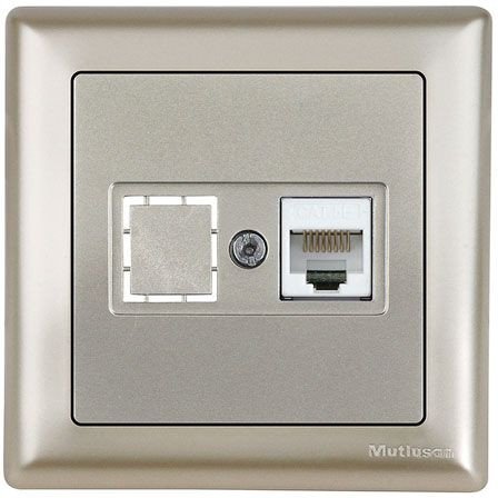 

Розетка компьютерная Mutlusan Daria 2120 136 0183