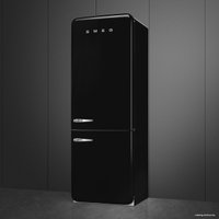 Холодильник Smeg FAB38RBL5