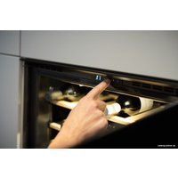 Винный шкаф Franke Mythos FMY 24 WCR BK