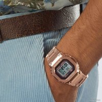 Наручные часы Casio G-Shock GMW-B5000GD-4E