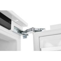 Однокамерный холодильник ZUGEL ZRI1750NF