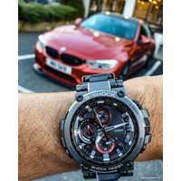 Наручные часы Casio G-Shock MTG-B1000B-1A