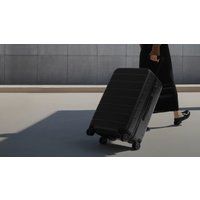 Чемодан Xiaomi Luggage Classic Pro 28" BHR8605GL (черный)