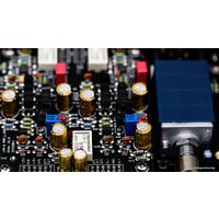 Настольный усилитель Cayin iHA-6