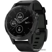 Умные часы Garmin Fenix 5 Plus Sapphire (черный/черный кожаный)