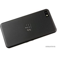 Телефон BlackBerry Z10 (STL100-1)