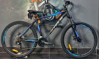 Stels Navigator 700 MD 27.5 V020 р.21 2024 (черный/голубой)