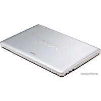 Ноутбук Sony VAIO VPC-EB3E1R/WI