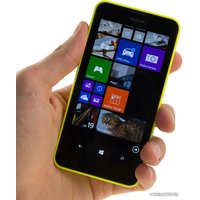 Смартфон Nokia Lumia 630 Yellow