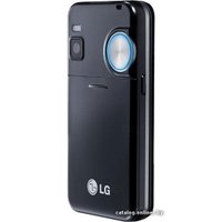 Кнопочный телефон LG KF700