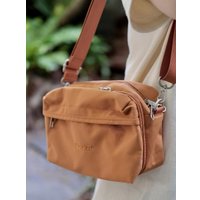 Сумка через плечо Qminica EMB-004C