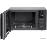 Микроволновая печь LG MS2595CIS