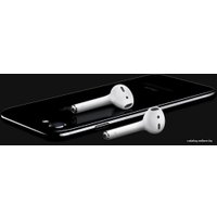 Телефон Apple iPhone 7 32GB Восстановленный by Breezy, грейд A (черный)