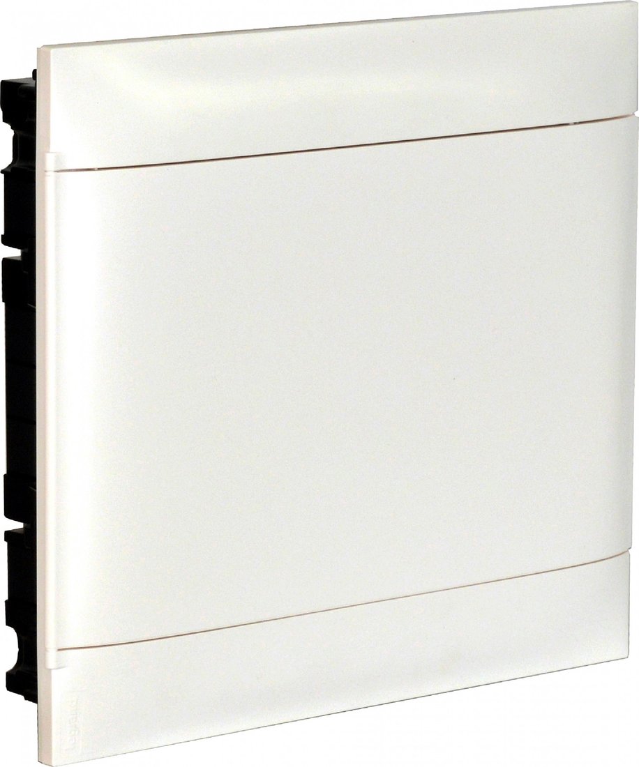 

Щит распределительный Legrand Practibox S 36М 137147