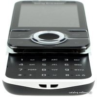 Кнопочный телефон Sony Ericsson Yari