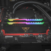 Оперативная память Patriot Viper Steel RGB 16ГБ DDR4 3200 МГц PVSR416G320C8