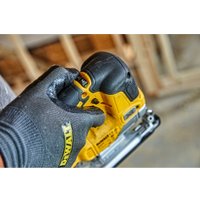 Электролобзик DeWalt DCS334P2 (с 2-мя АКБ, кейс)