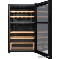 Винный шкаф La Sommeliere SLS33DZ