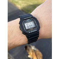 Наручные часы Casio G-Shock DW-5600UE-1E