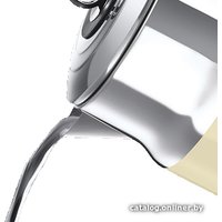 Электрический чайник Russell Hobbs 21672-70 Retro Vintage Cream