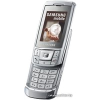 Кнопочный телефон Samsung D900