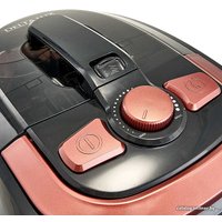 Пылесос Delta DE-3501 (черный/терракотовый)