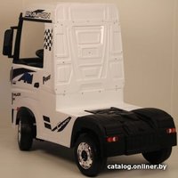 Электромобиль RiverToys Mercedes-Benz Actros 4WD HL358 с прицепом (белый)