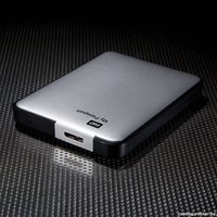 Внешний накопитель WD My Passport 1TB Silver (WDBEMM0010BSL)