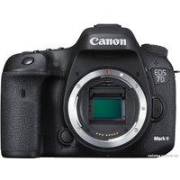 Зеркальный фотоаппарат Canon EOS 7D Mark II Body