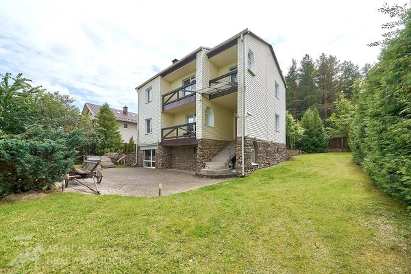 4-комн. квартира, 255.9 м², Острошицкогородокский сельский Совет