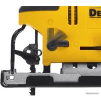 Электролобзик DeWalt DWE349