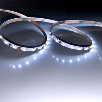 Светодиодная лента Apeyron R00-380