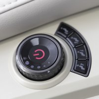 Массажное кресло Richter Royal (бежевый)