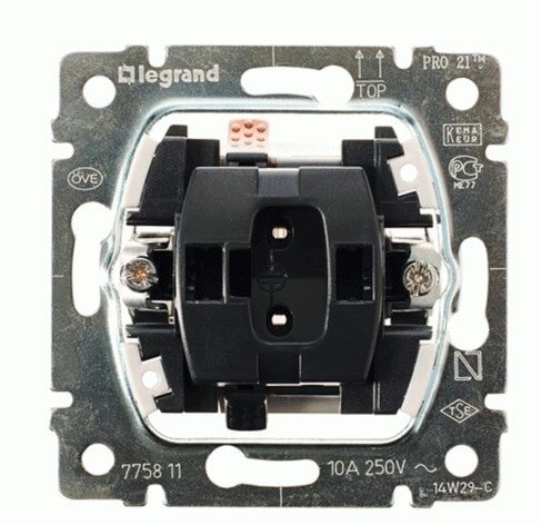 

Выключатель Legrand Pro 21 775811