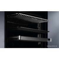 Электрический духовой шкаф Electrolux SurroundCook 600 EOF5C50BV