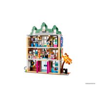 Конструктор LEGO Friends 41711 Художественная школа Эммы