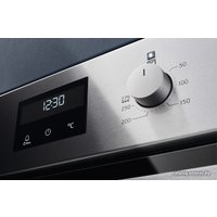 Электрический духовой шкаф Electrolux OEF3H70TX