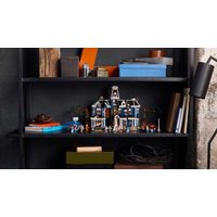 Конструктор LEGO Icons 11370 Очень странные дела: Дом Криллов