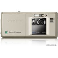 Кнопочный телефон Sony Ericsson K810i