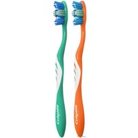 Набор зубных щеток Colgate Тройное действие (2 шт)