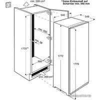Однокамерный холодильник Electrolux ERN93213AW