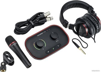 Комплект для звукозаписи Focusrite Vocaster One Studio