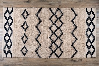 Ковер для жилой комнаты Merry Bear Home Decor 80x150см SGE-CRFW-1202 (черный/молочный)