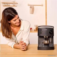 Рожковая кофеварка Solac Espresso 20 Bar (черный)