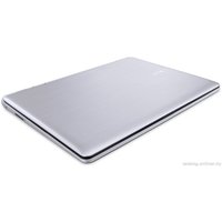 Ноутбук Acer Aspire V3-112P-C451 (NX.MRQER.002)