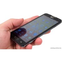 Телефон LG L90 (D405)