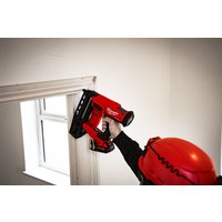 Гвоздезабиватель Milwaukee M18 FN16GS-0X Fuel 4933493353 (без АКБ, кейс)