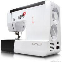 Электромеханическая швейная машина Bernina Bernette London 5