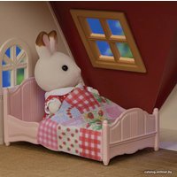 Кукольный домик Sylvanian Families Уютный коттедж с красной крышей 5567