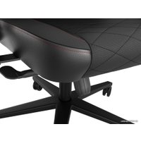 Игровое (геймерское) кресло Genesis Nitro 890 G2 (черный)